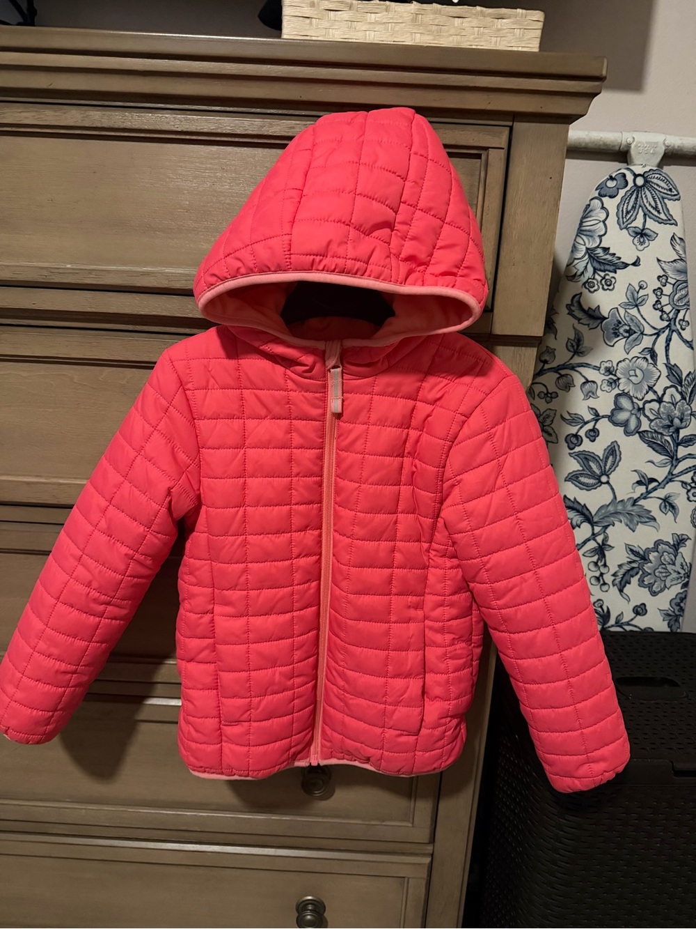 Cat & Jack Bright Coral Quilted Hooded Puffer Jacket